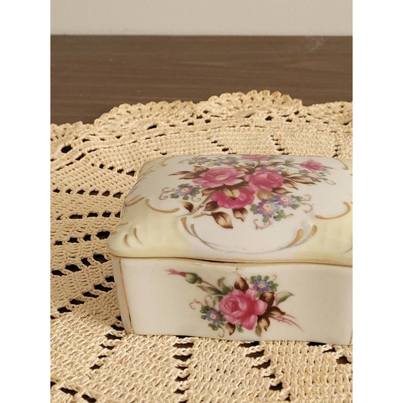 Chase Japan Vintage rose Trinket Box - Picture 2 of 7